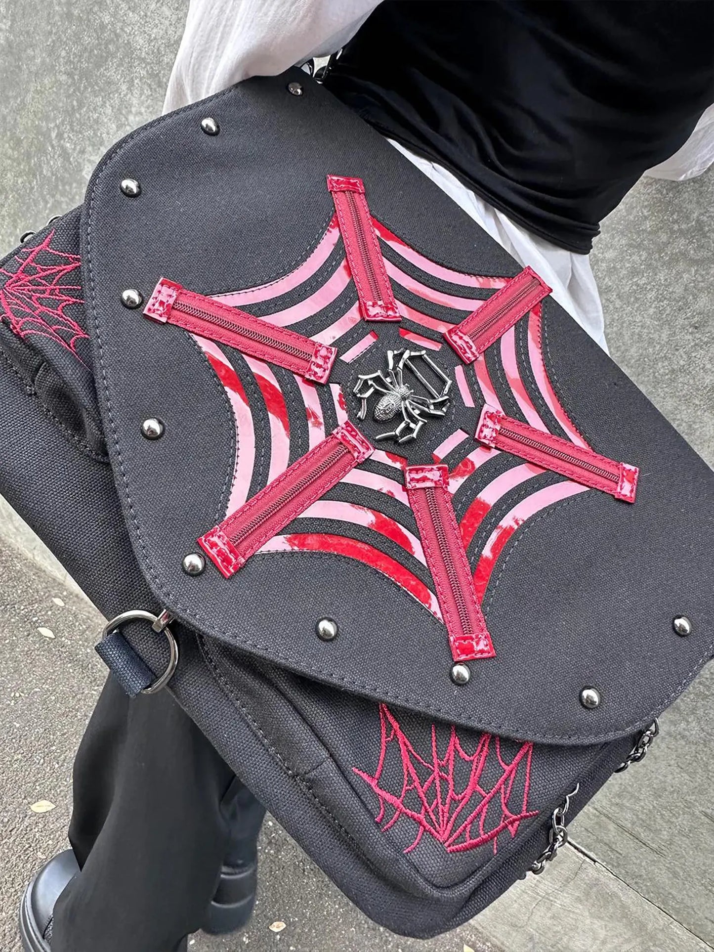 Demonia HB-662 Canvas Messenger Bag W/Spider Design
